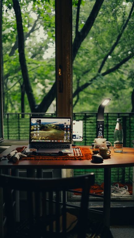 Tips for Creating a Relaxing Home Workspace to Boost Productivity